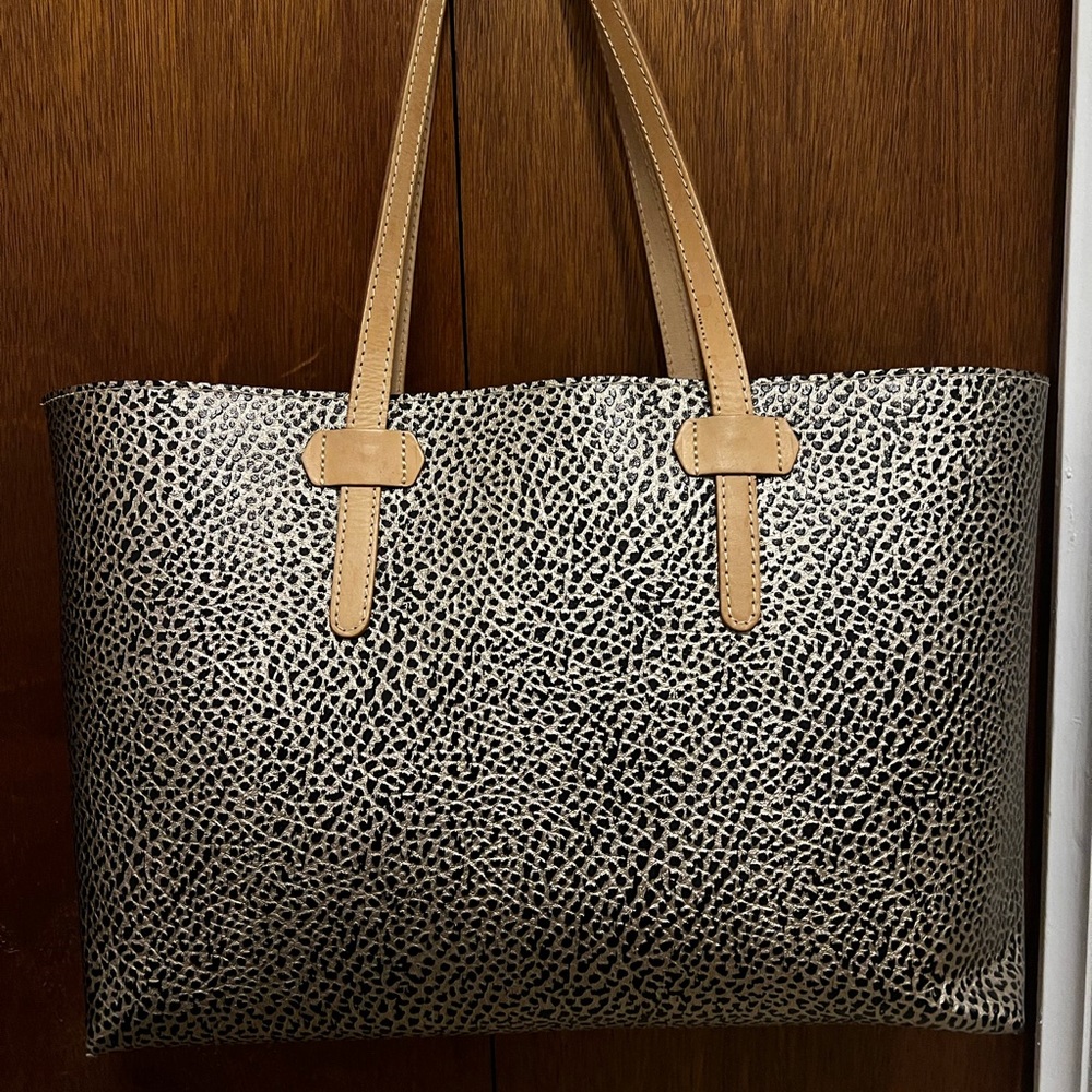 Consuela tote